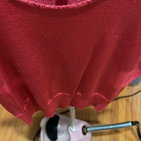 Ann Taylor sleeveless sweater Barbie core - Picture 6 of 6